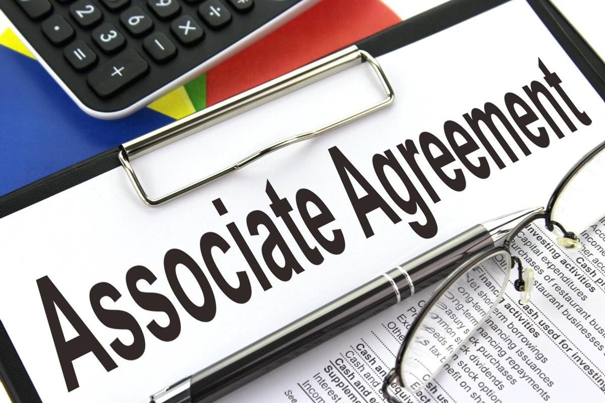 associate-agreement-free-creative-commons-images-from-picserver